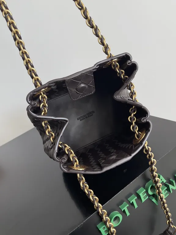 Bottega Veneta Bag 